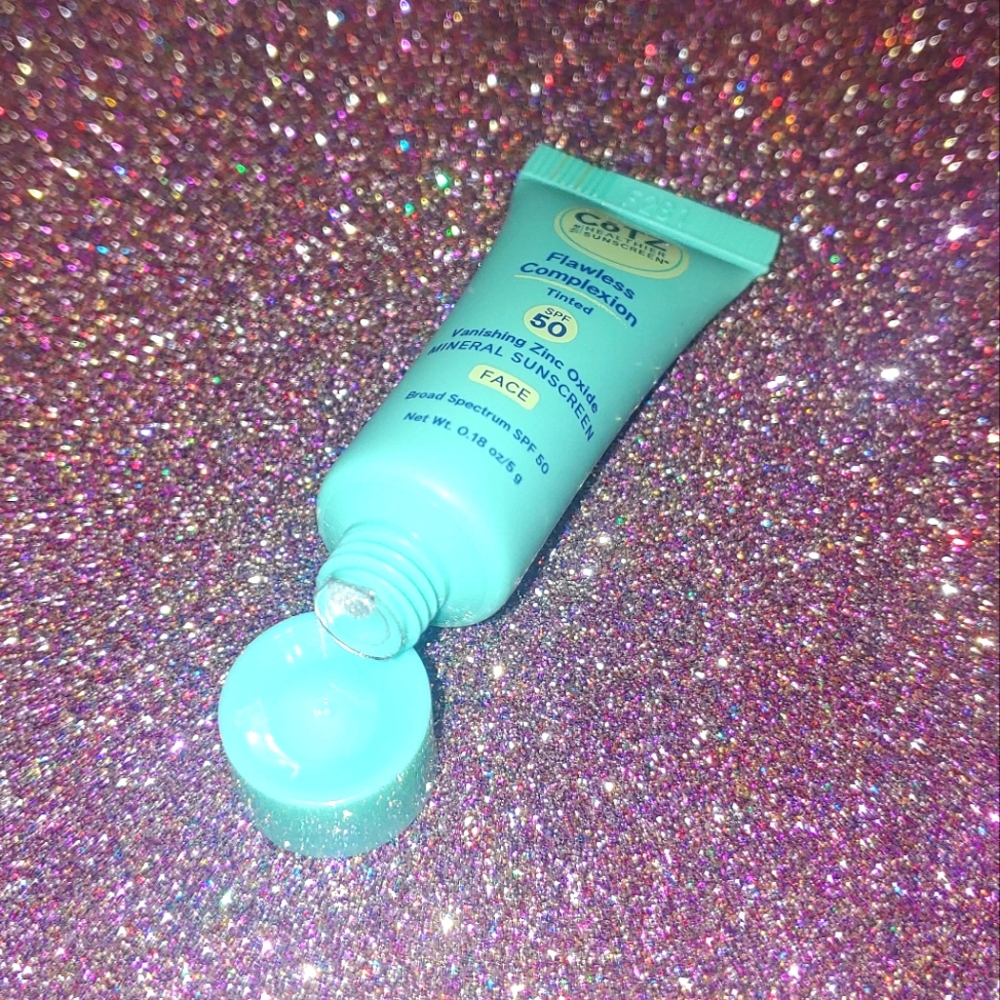 $5 Flawless Complexion SPF 50 Mineral Sunscreen Face Tinted CoTz